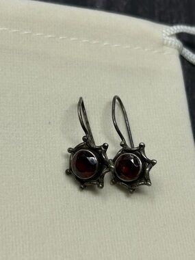 Sterling Silver Garnet Dangle Earrings Round Floral Flower